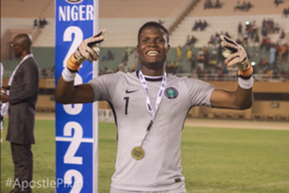  'Has problemsÂ  with his grip' - Manu Garba delivers brutally honest assessment of Flying Eagles GK