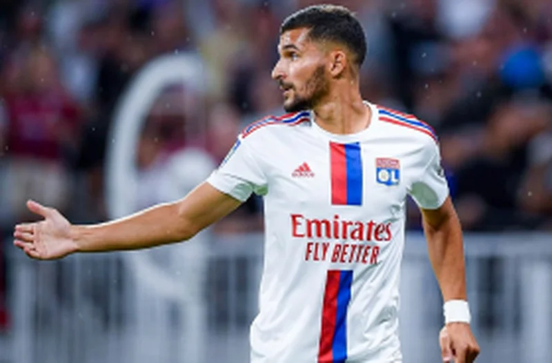Italian champions weighing up move for Arsenal target ahead of January windowÂ 