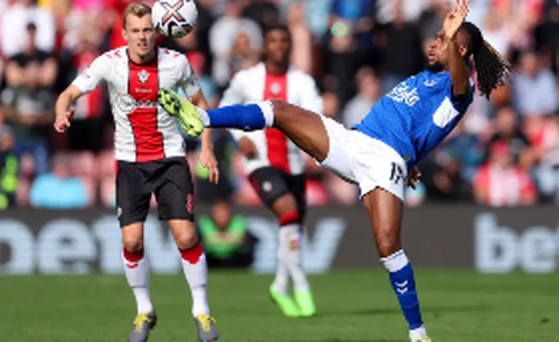  Southampton 1 Everton 2 : AriboÂ scores, IwobiÂ provides another game-winning assist