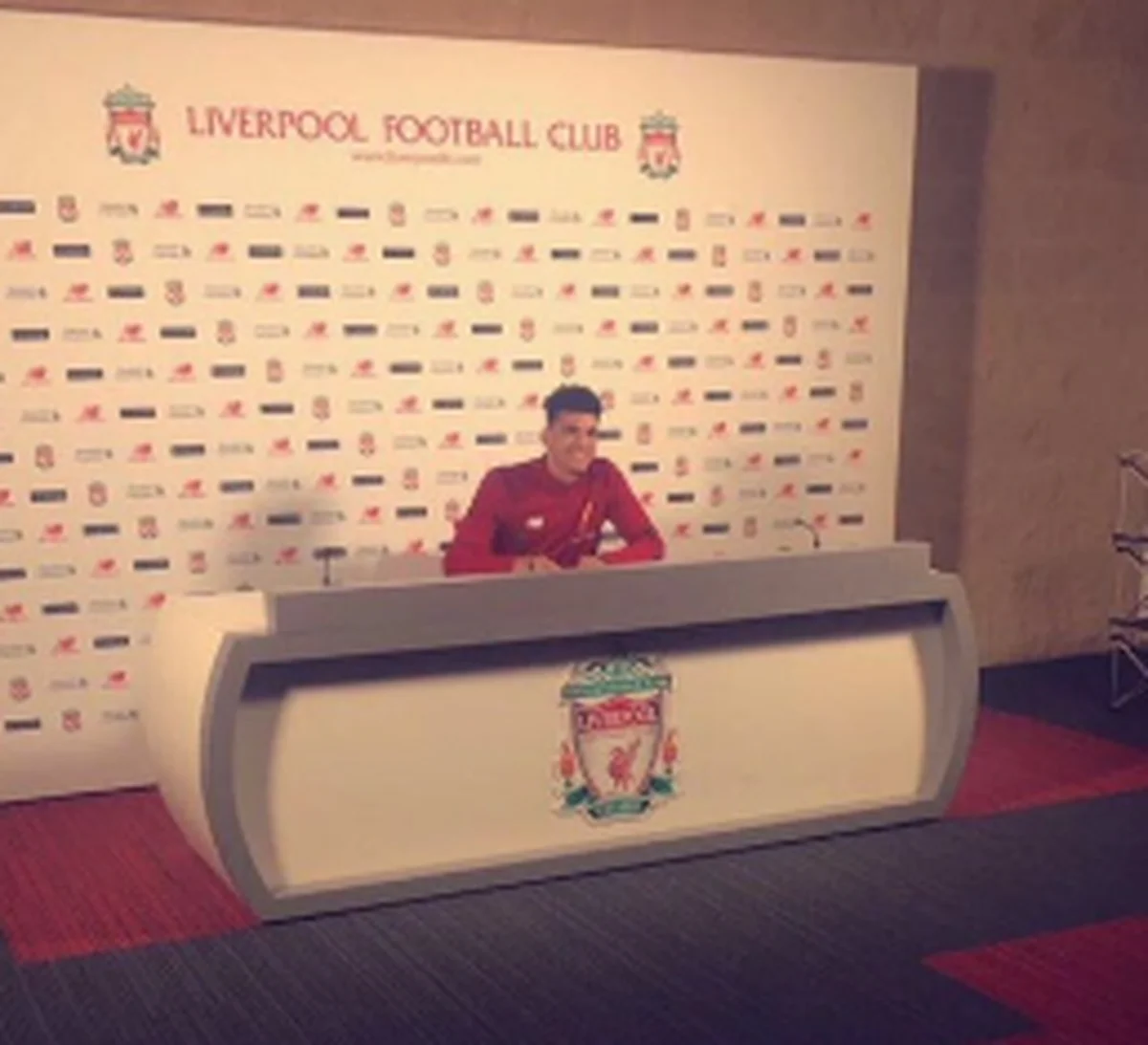 Golden Ball Winner Of Nigerian Descent Arrives Melwood To Finalize Move To Liverpool