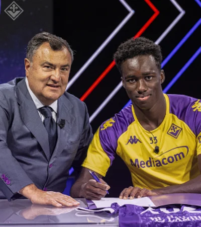 Official: Super Eagles-eligible defender signs new deal with FiorentinaÂ 