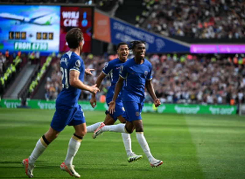 'Too poor' - Ex-Chelsea captain Desailly blames one West Ham player for Chukwuemeka's goal 