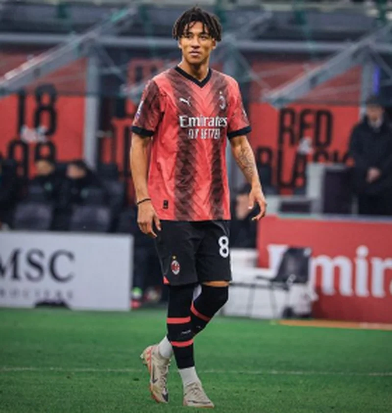 Super Eagles-eligible midfielder beats Chukwueze, Pulisic, Reijnders to win AC Milan Goal of the Month