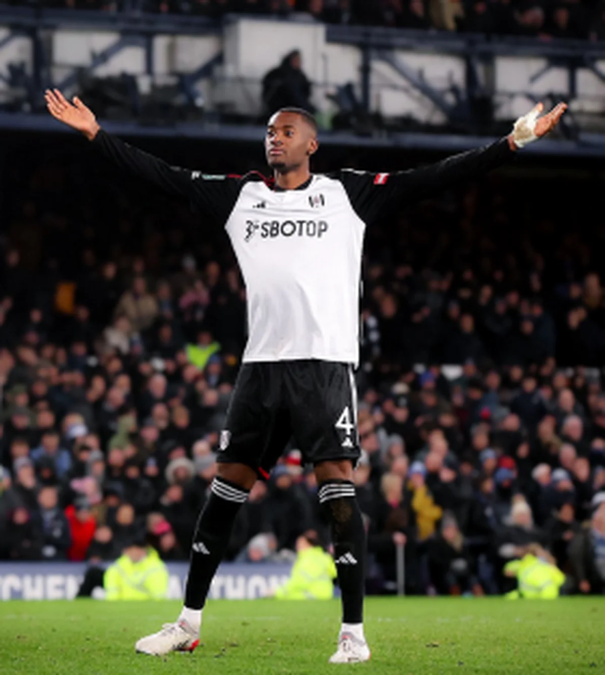 Fulham CB Tosin named in Carabao Cup Team of the Round dominated by Liverpool, Middlesbrough