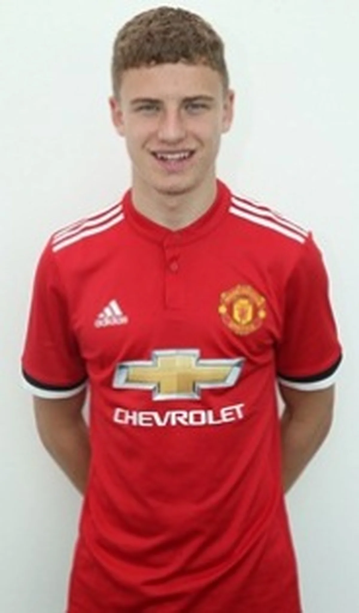 Official: Manchester United Announce Two Defenders Have Been Released