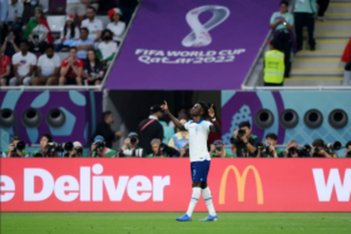  Nigerians have theirÂ say :Â  Mixed reactions trail Saka's display in England's draw v USAÂ 