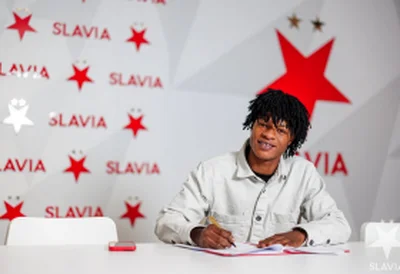 Official: Ogungbayi extends contract at Slavia Prague; Usor departs for LASK on permanent dealÂ 