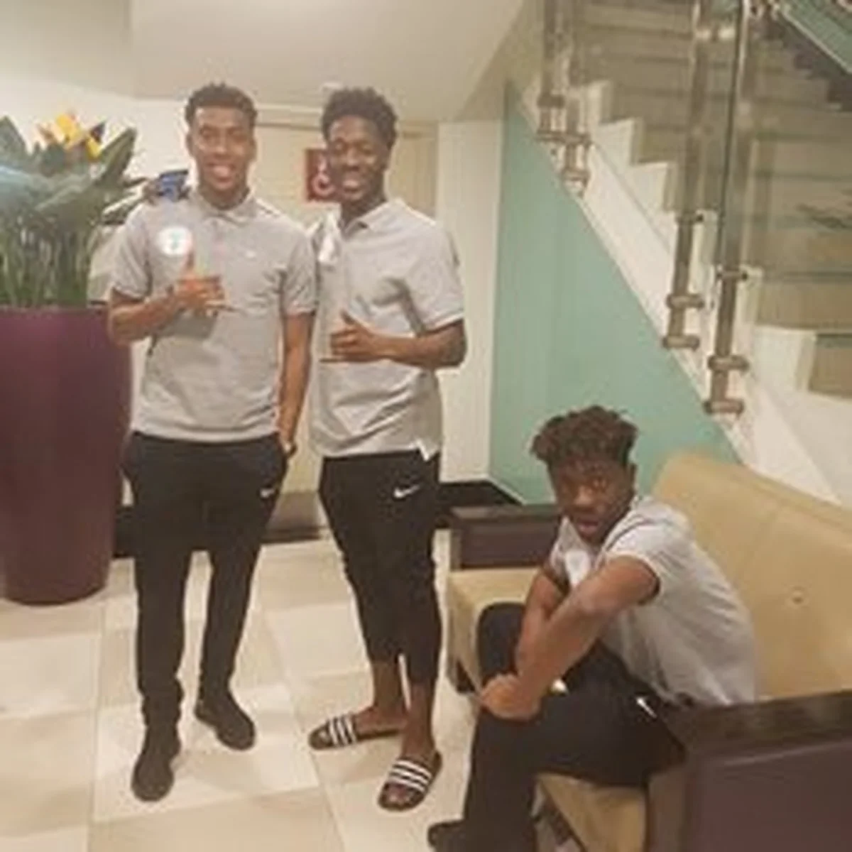 Queens Park Rangers Loan Out Super Eagles Trainee Eze To Wycombe Wanderers 