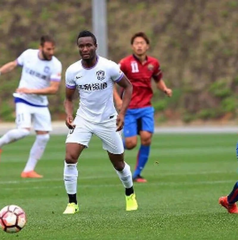 Mikel Pays Tribute To John Terry : A Privilege To Play With A Chelsea Legend 