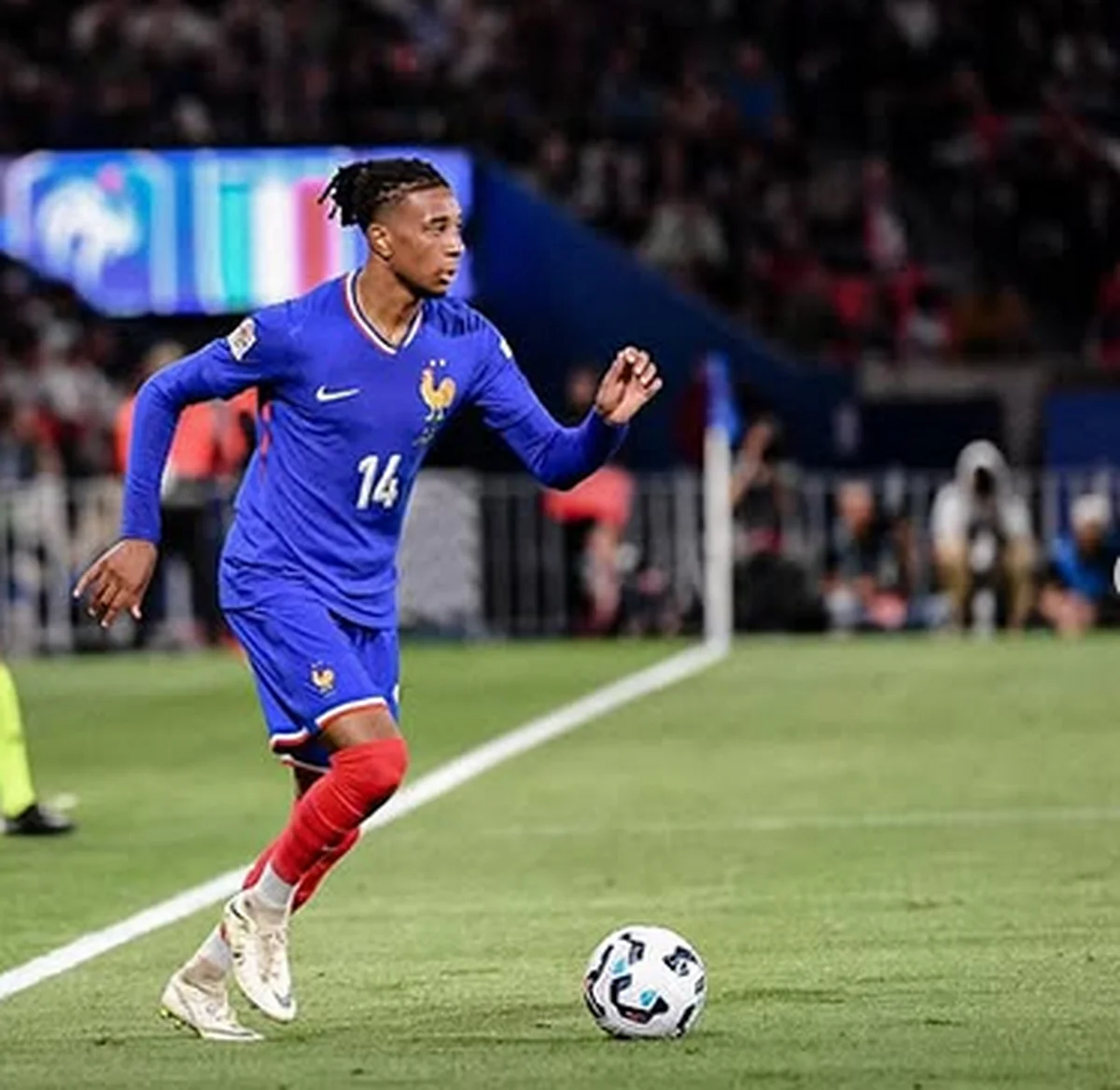 'He should not be wearing France jersey' - Oliseh 'angry' Bayern dazzler Olise snubbed Nigeria