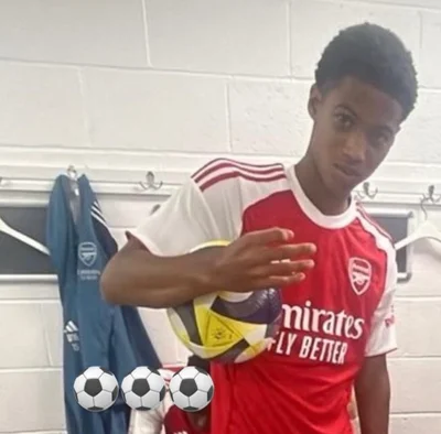 Schoolboy midfielder Emerson Nwaneri makes UYL debut for Arsenal in win over Bayern