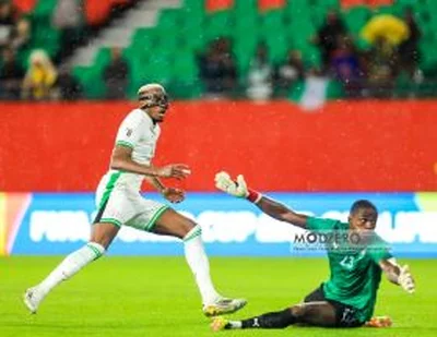 Osimhen to undergo urgent MRI scan after suffering hamstring injury in WCQ playoff 