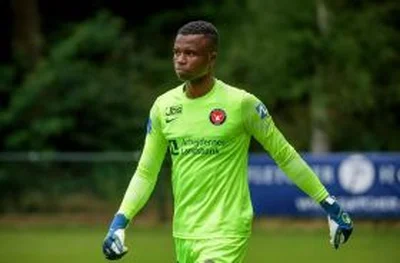 Official: Midtjylland welcome back history-making Nigerian goalkeeper after CD Mafra stint