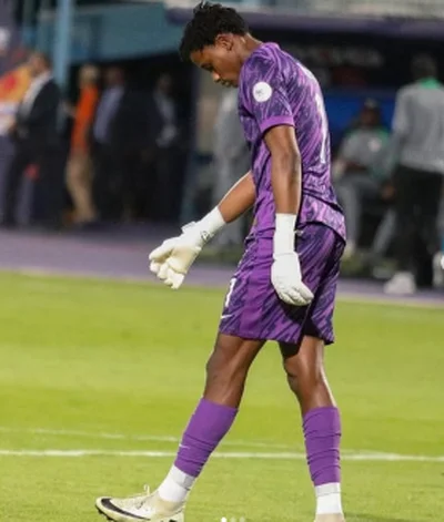 'He's still young' - Former Super Eagles GK defends Harcourt after display against Argentina U20s 